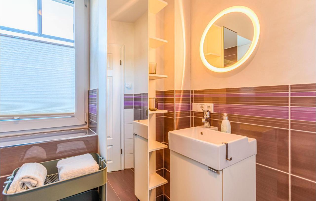 Amazing Apartment In Langenhorn With Kitchen Dış mekan fotoğraf